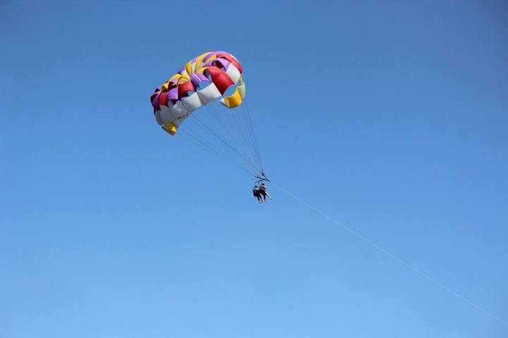 a parachute is flying in the air